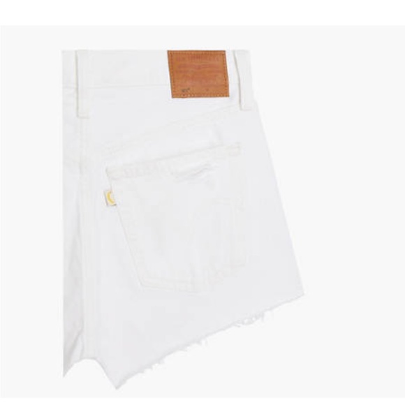 NWT Levi’s Premium White 501 Original High Rise Jean Shorts - Size 24 - Picture 3 of 15